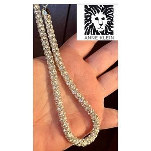 Anne Klein necklace